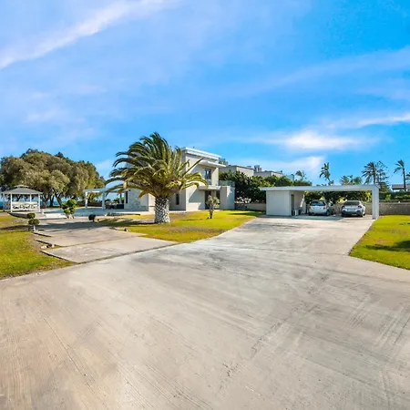 Kiotari Dream Beachfront 根纳迪