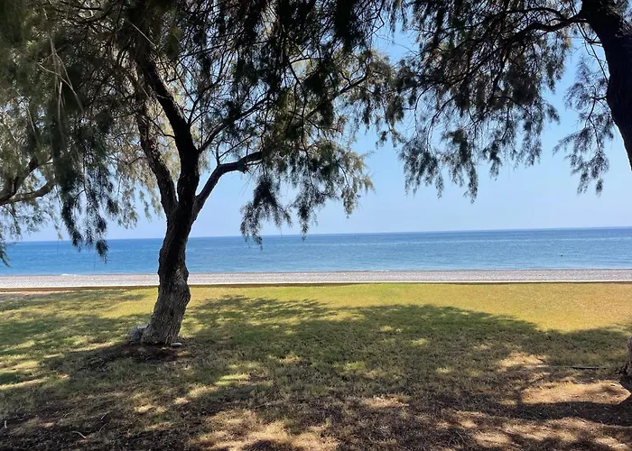 Kiotari Dream Beachfront *