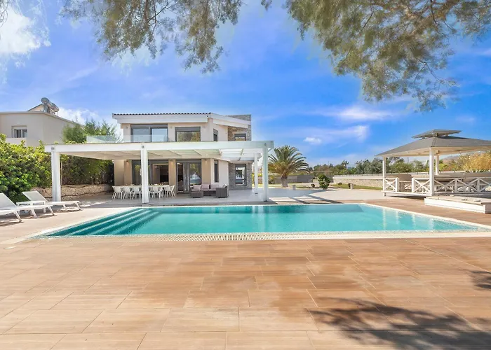 Kiotari Dream Beachfront * Jenádi